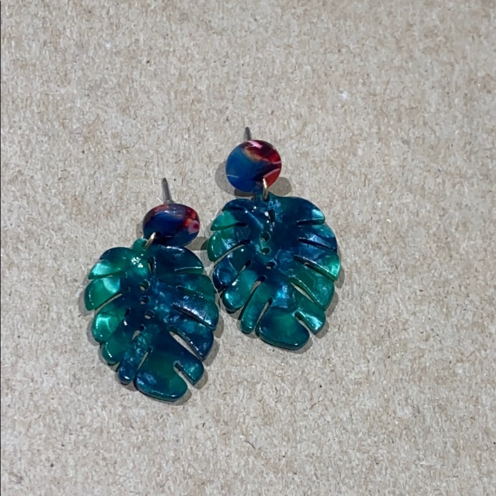 Palm tree acrylic earrings